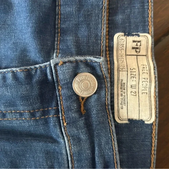 Free people skinny jeans size 27 distressed stretch frayed NEW - Picture 5 of 5